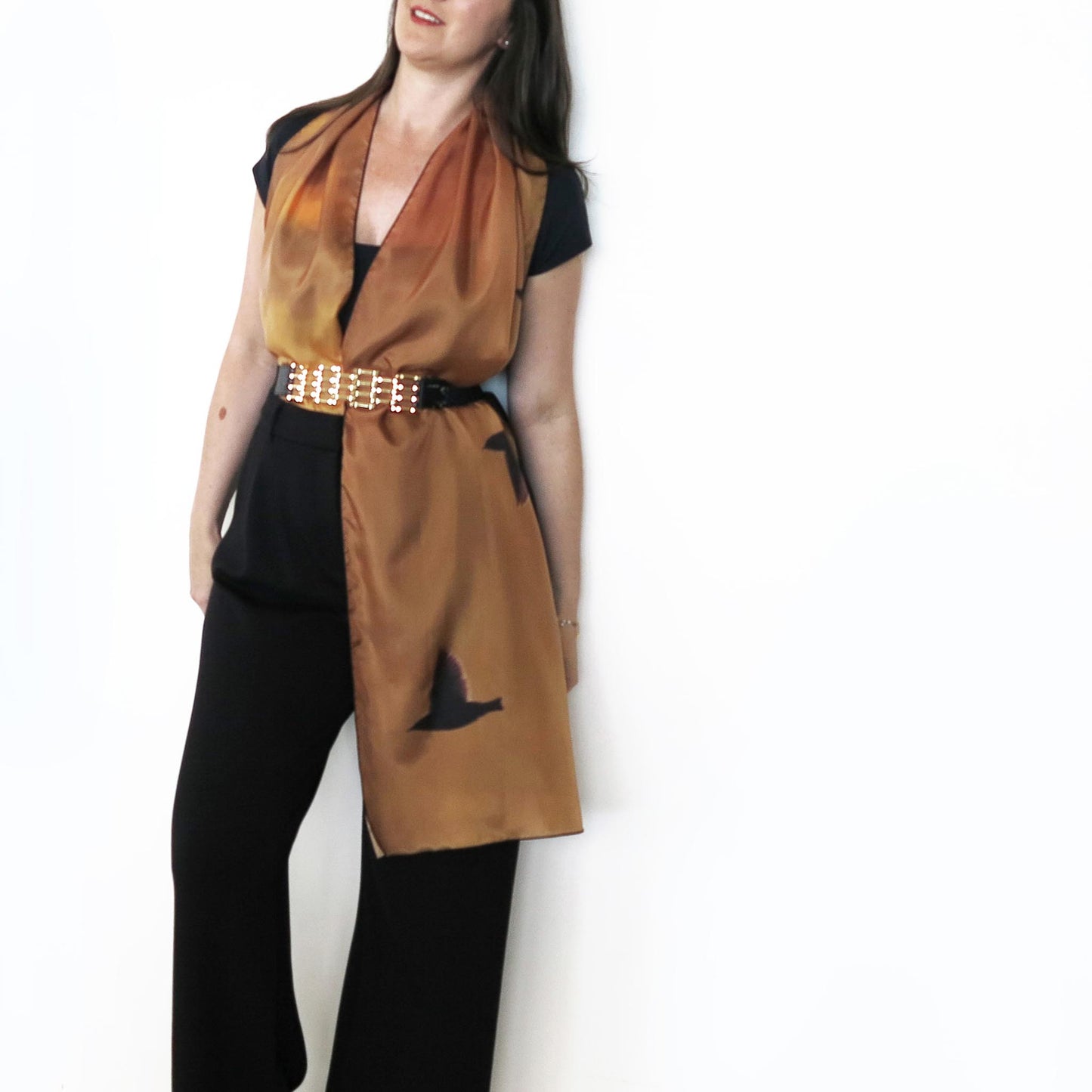 Delinor foulard soie Aera Sienna 16x72in long rectangle luxury silk scarf how to wear it top bird ocre Montreal