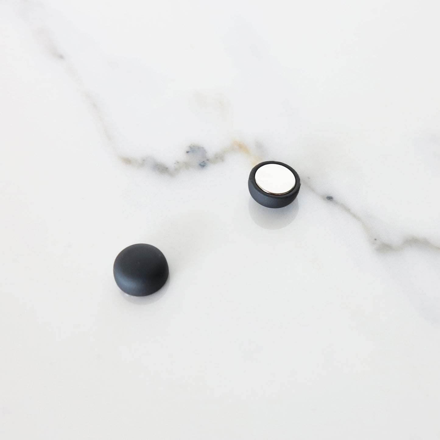Combo magnets