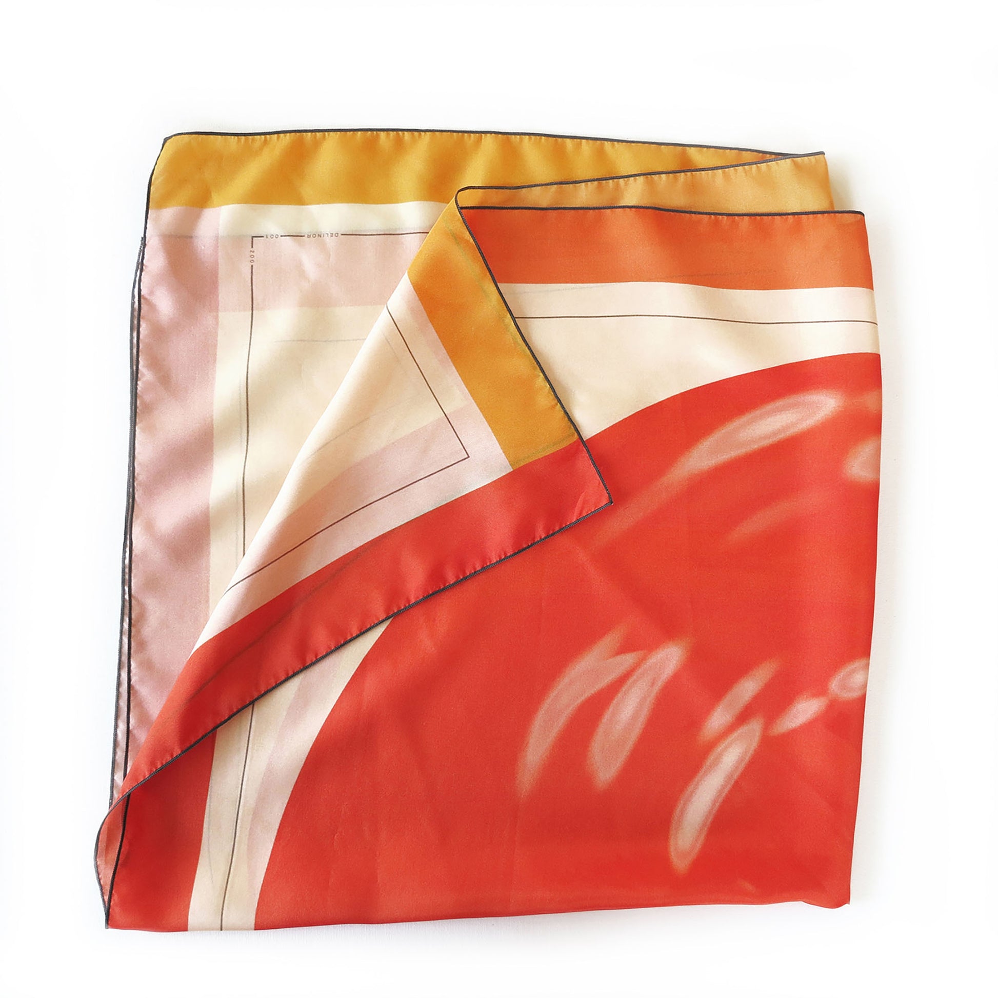 Delinor carre soie Jade jaune rose 35in 90cm luxury orange yellow pink silk scarf folded plie