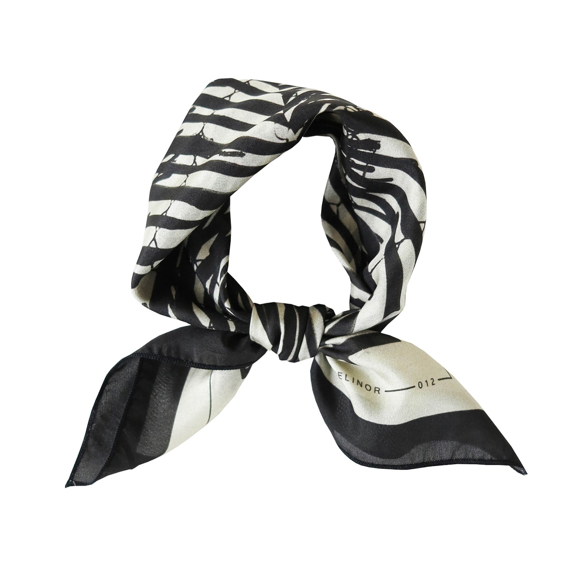 Delinor carre soie Mana noir 16x16 luxury black beige taupe greige silk scarf knot wrap