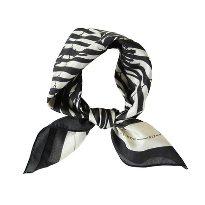 Delinor carre soie Mana noir 16x16 luxury black beige taupe greige silk scarf knot wrap