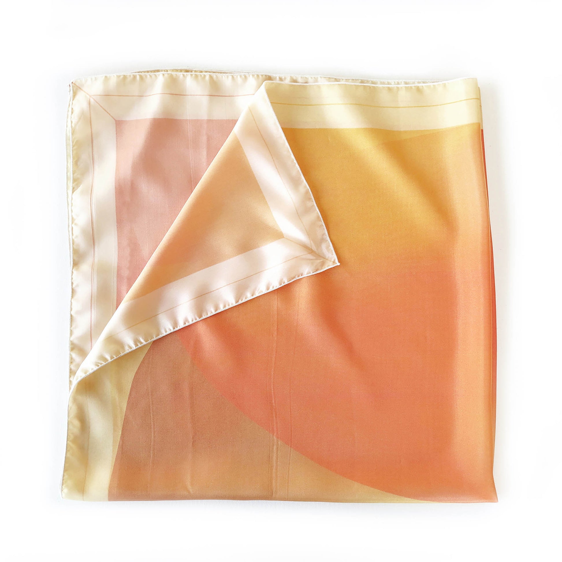 Delinor carre soie Solis jaune 35in 90cm luxury yellow orange silk scarf folded plie flat