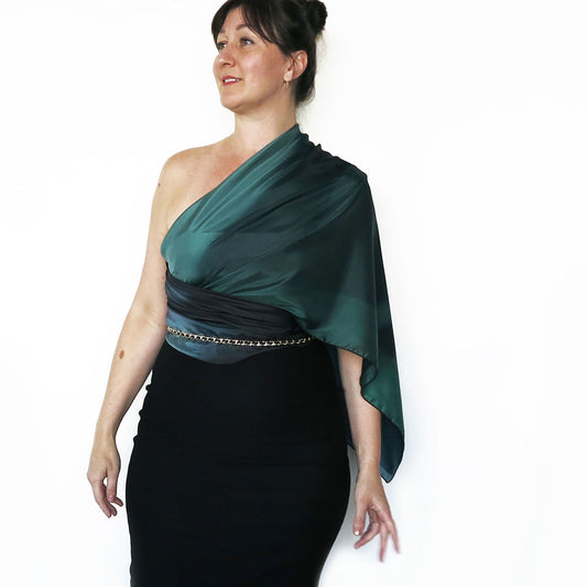 Delinor foulard soie Aera Iridis 50in 127cm luxury silk scarf how to wear it gala dress green Designed Montreal