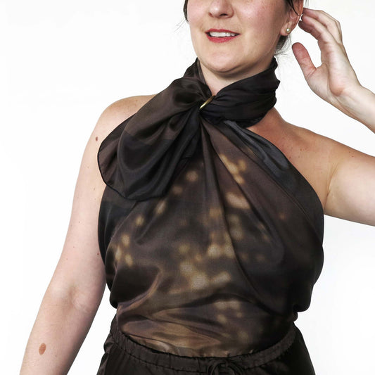 Delinor foulard soie Terranova 50in 127cm luxury silk scarf how to wear it gala top blouse mousse Designed Montreal